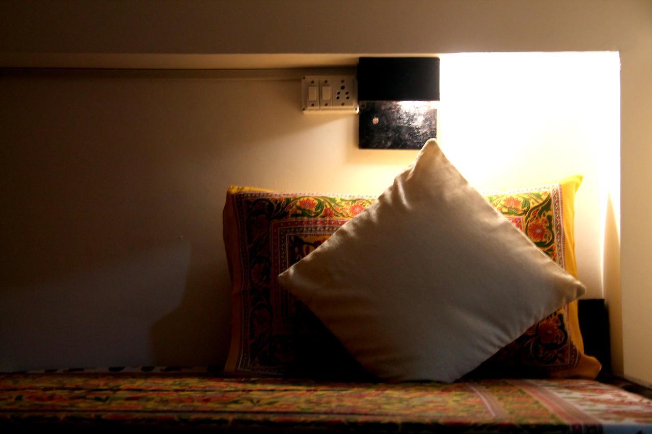 Bros Hostel Manali Buitenkant foto
